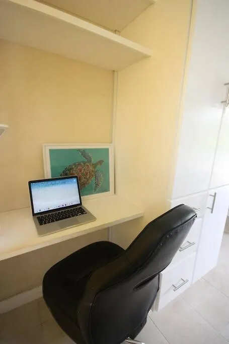 Studio Apt 9 Bright Comfy With Pool On South Coast Bridgetown 0*,