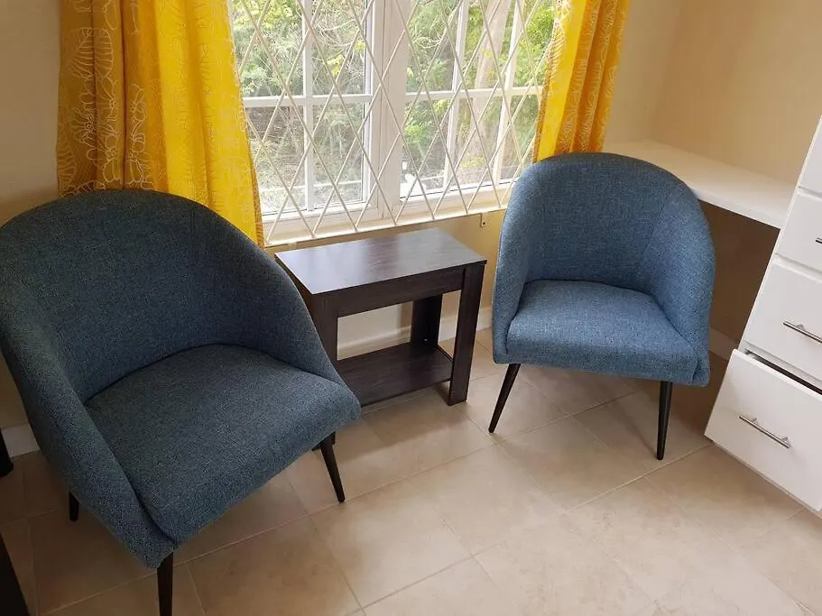 Studio Apt 9 Bright Comfy With Pool On South Coast Μπριτζτάουν Διαμέρισμα
